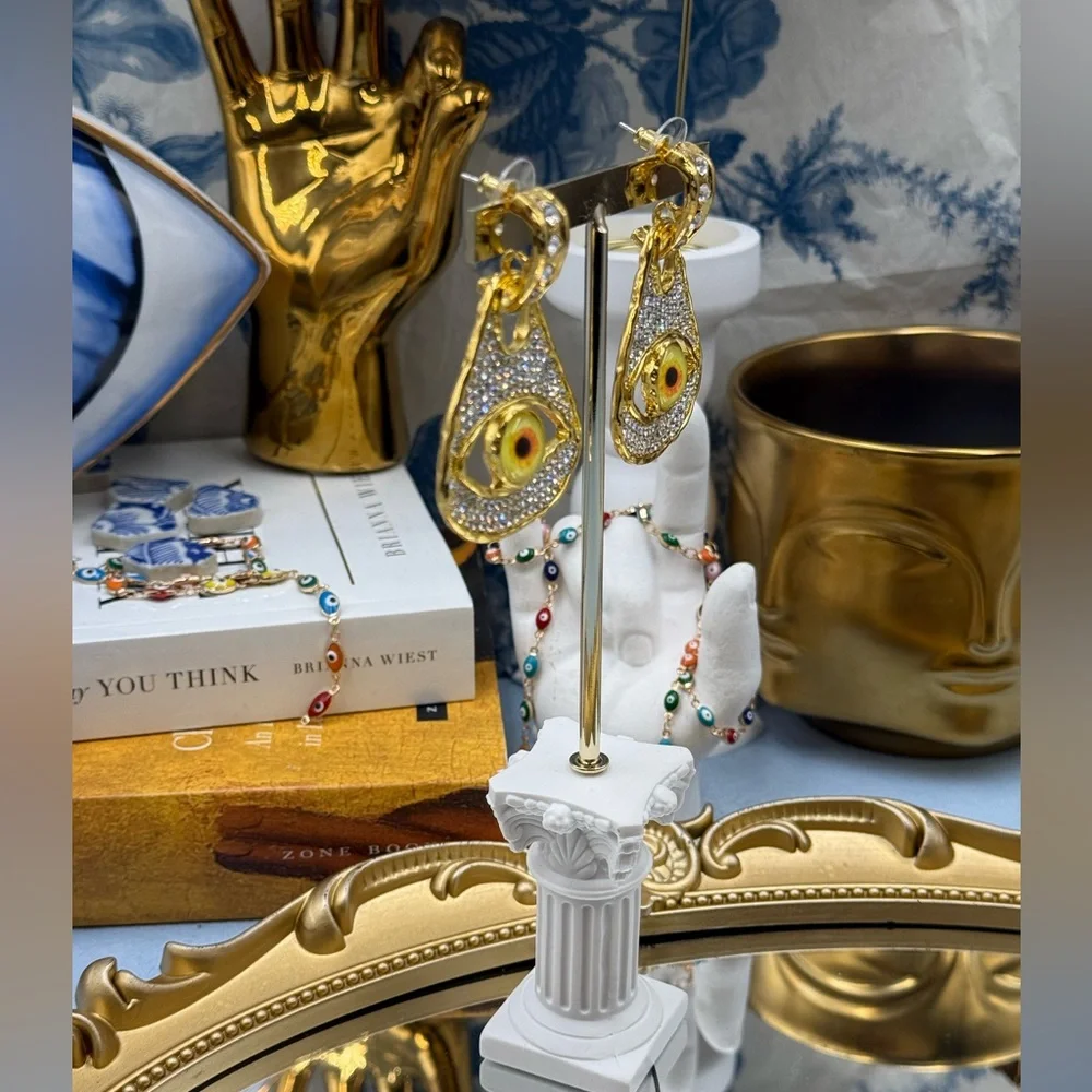 🆕 SCHIAPARELLI for V&A Museum 🧿 Electric Gold Rhinestones Eye Earrings - Picture 10 of 15